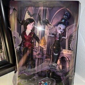 2015 SDCC Exclusive Monster High Kieran Valentine & Djinni Whisp Grant Dolls